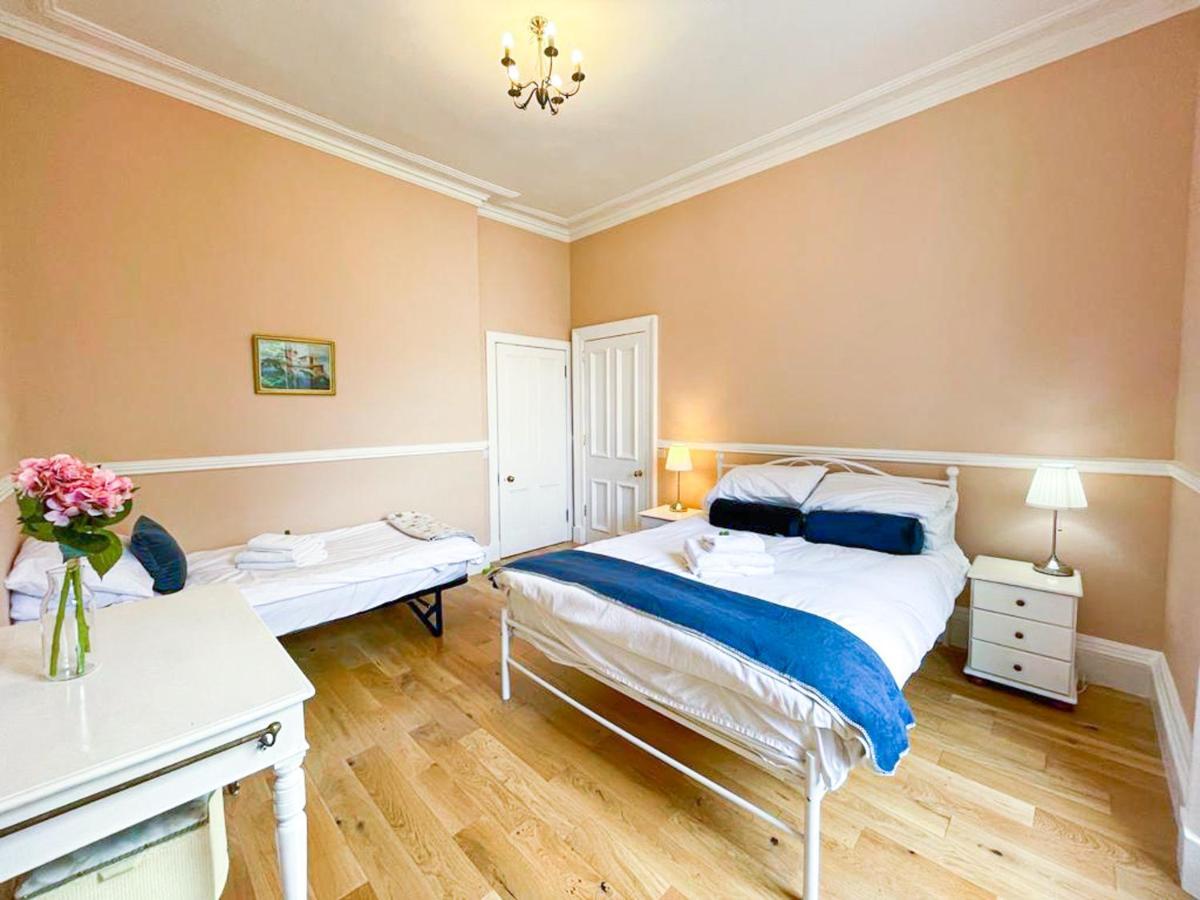 Remarkable 5Br Townhouse With Garden, Sleeps 12 EDI Exterior foto