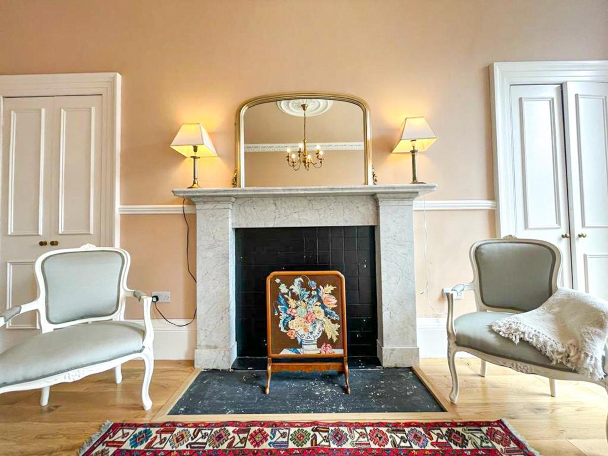 Remarkable 5Br Townhouse With Garden, Sleeps 12 EDI Exterior foto