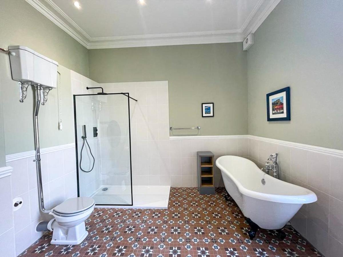 Remarkable 5Br Townhouse With Garden, Sleeps 12 EDI Exterior foto